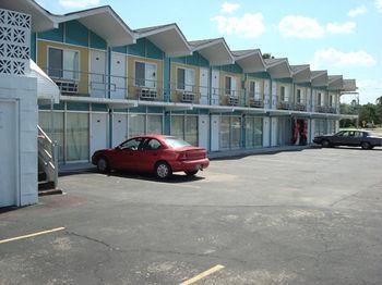 Gray Plaza Motel Benton Exteriér fotografie